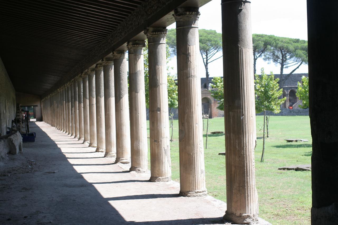 B&B Bonaventura Pompeji Exteriör bild